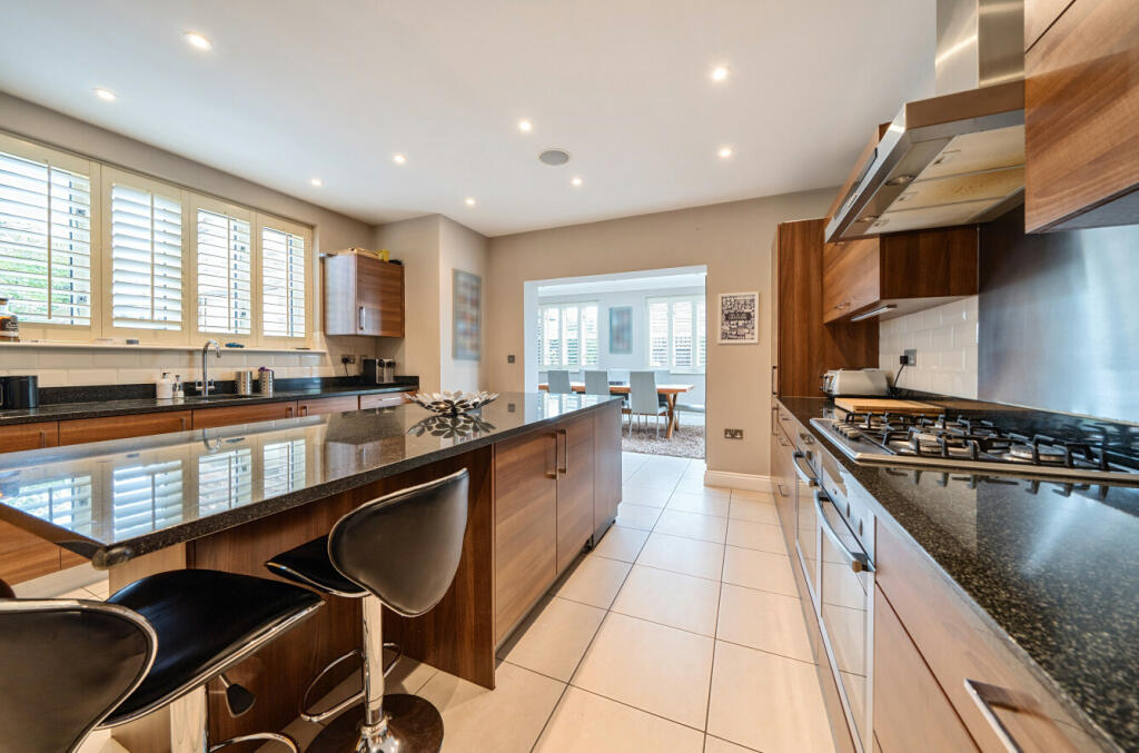 Additional image 8 of Twitten Grove, Bickley, Kent, BR1