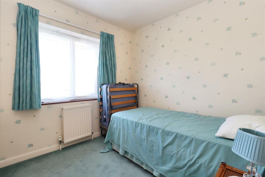 Additional image 12 of Much admired Upper Clevedon location