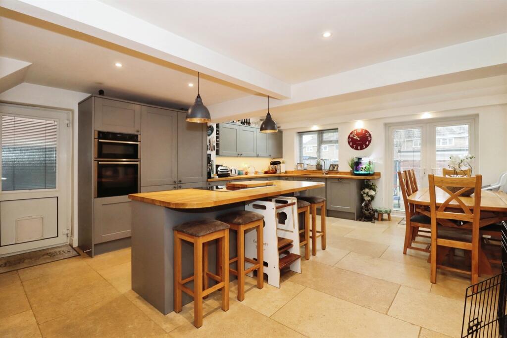 Additional image 4 of Lyndale Road, Yate, Bristol