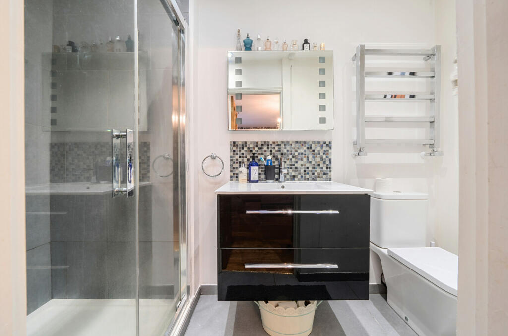 Additional image 23 of Crofton Lane, Orpington, BR6