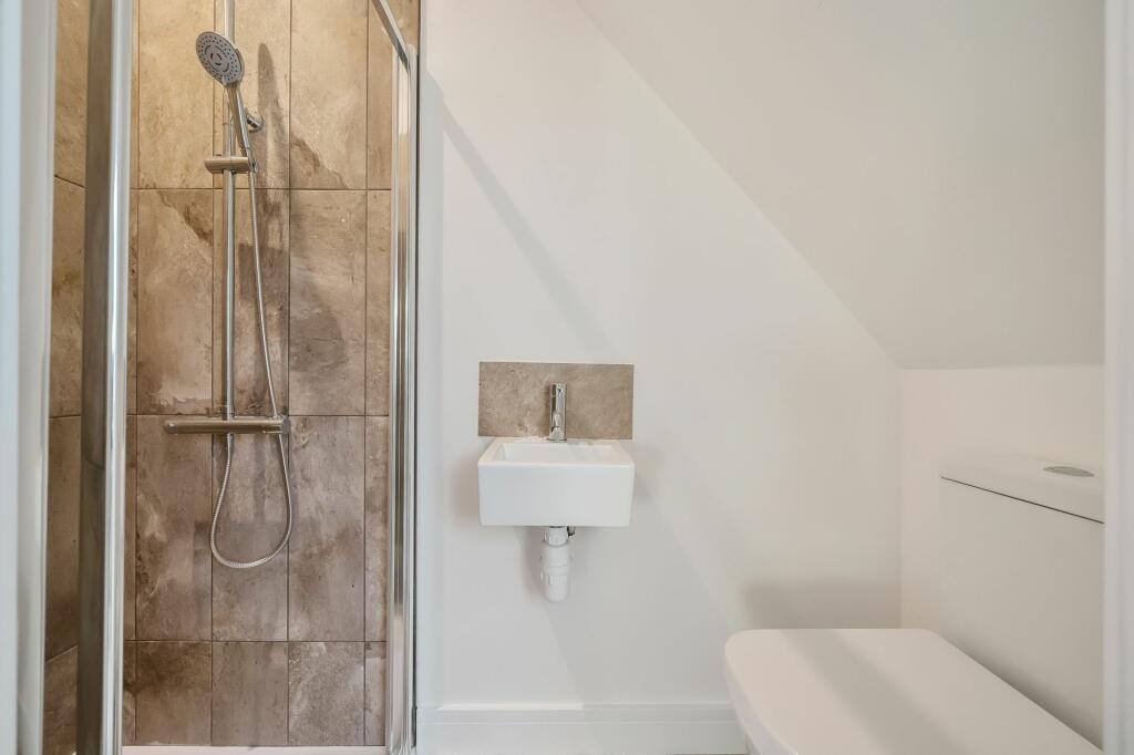 Additional image 11 of 2 Somerset Court, Brinsea, Congresbury