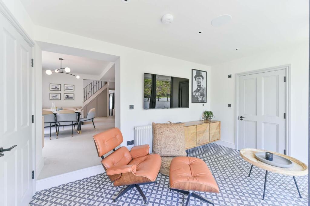 Additional image 20 of Lower Camden, Chislehurst, BR7