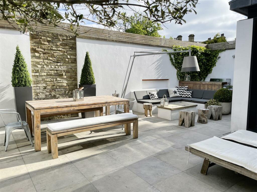 Additional image 70 of Westfield House, Whitehall Road, Wyke, BD12 9DP