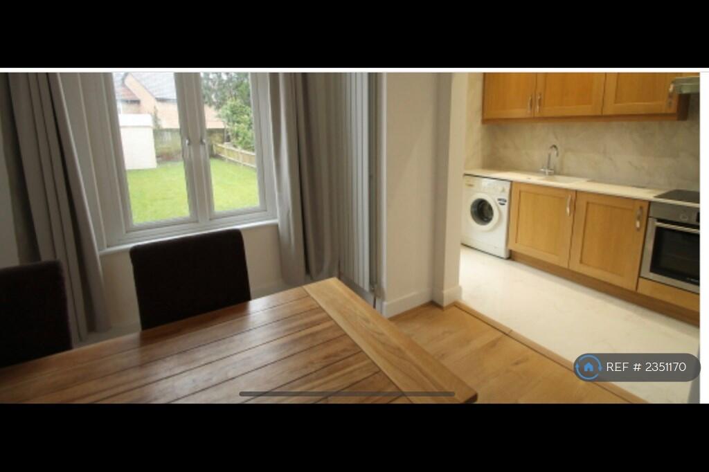 Additional image 4 of Blandford Road, Beckenham, BR3