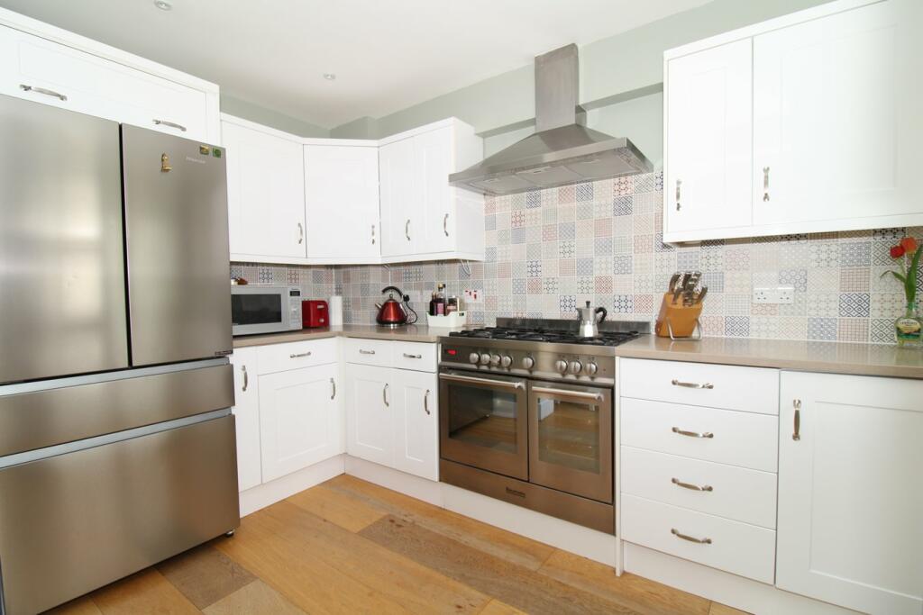 Additional image 16 of Cumberland Road, Bromley, BR2