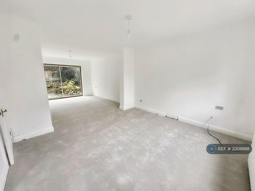 Additional image 9 of Hillbrow Road, Bromley, BR1