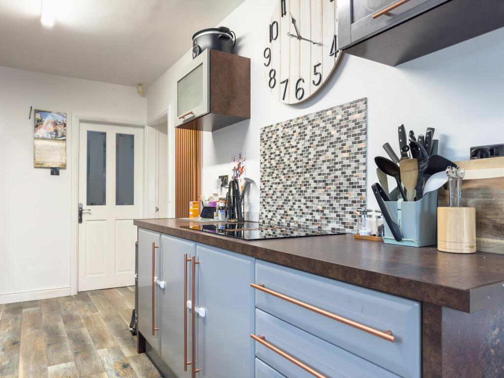 Additional image 8 of Elizabeth Crescent, Wyke, BD12 8NG