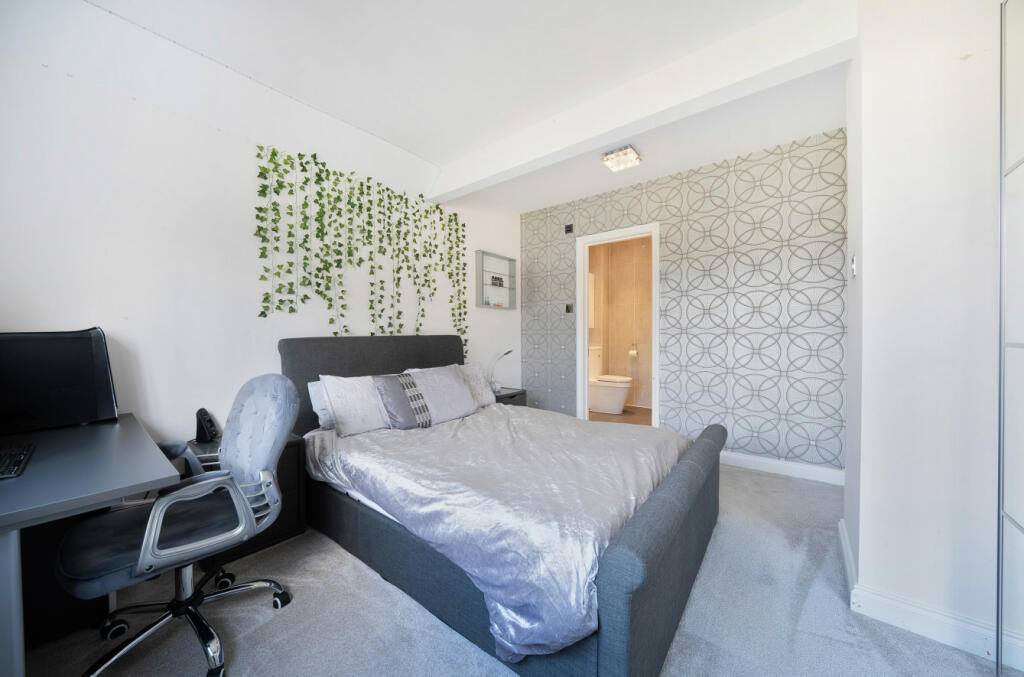 Additional image 17 of The Glen, Farnborough Park, Orpington, Kent, BR6