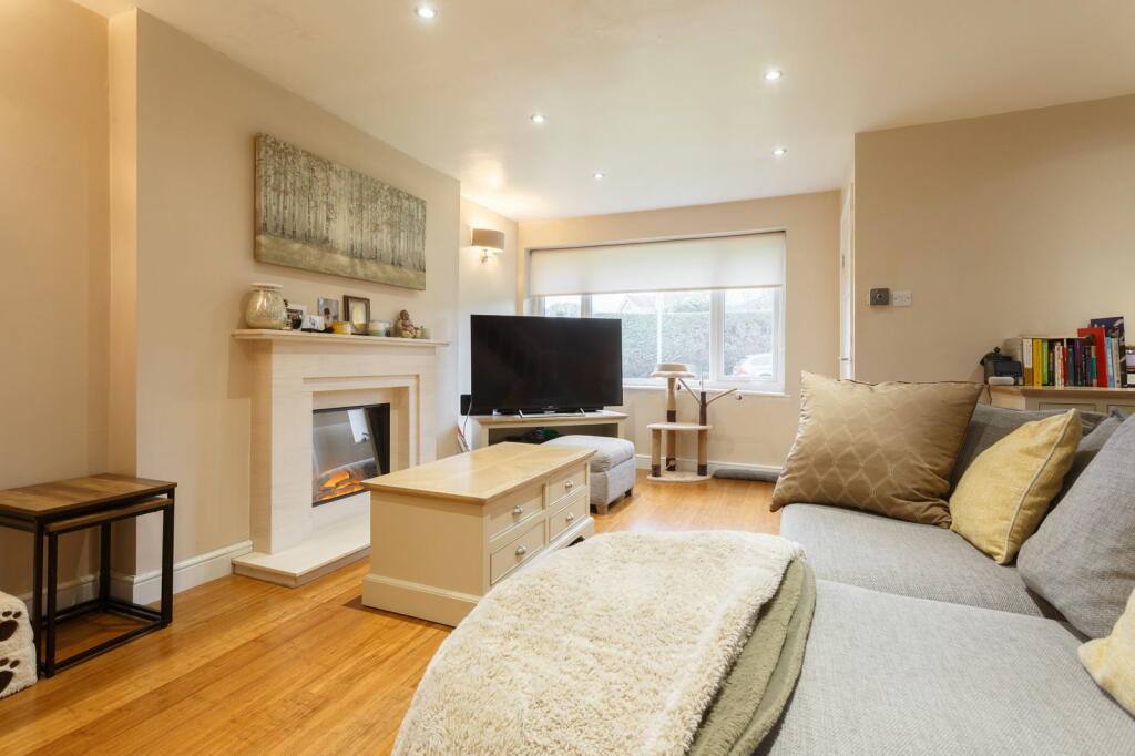 Additional image 2 of Langley Lane, Baildon, BD17 6TB