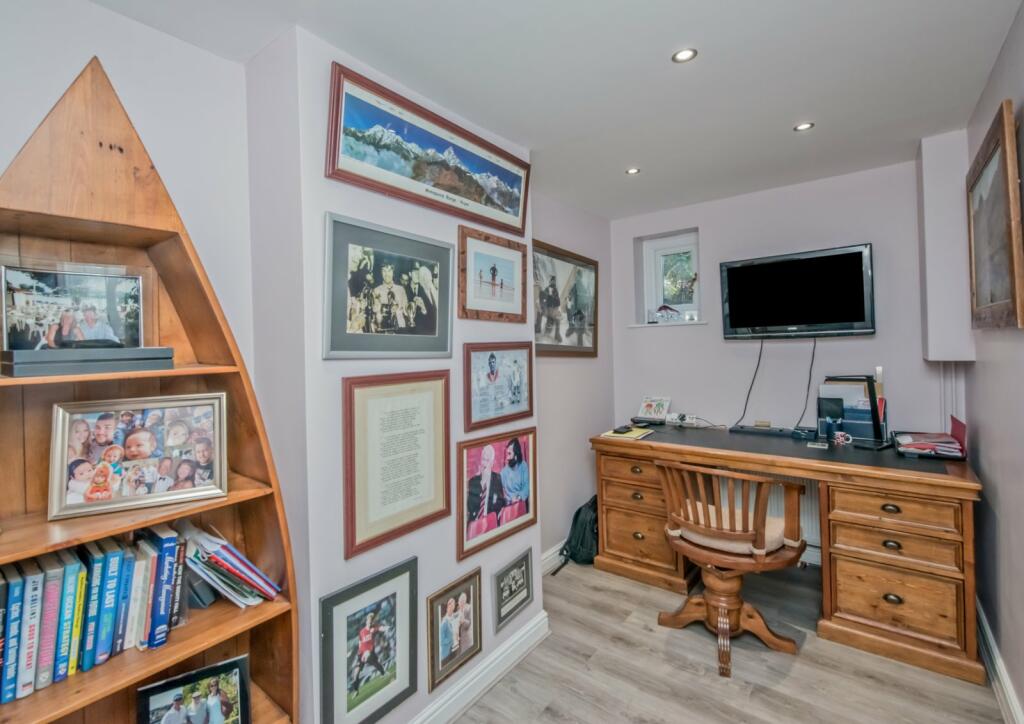 Additional image 17 of Windmill Grove, Gomersal, BD19