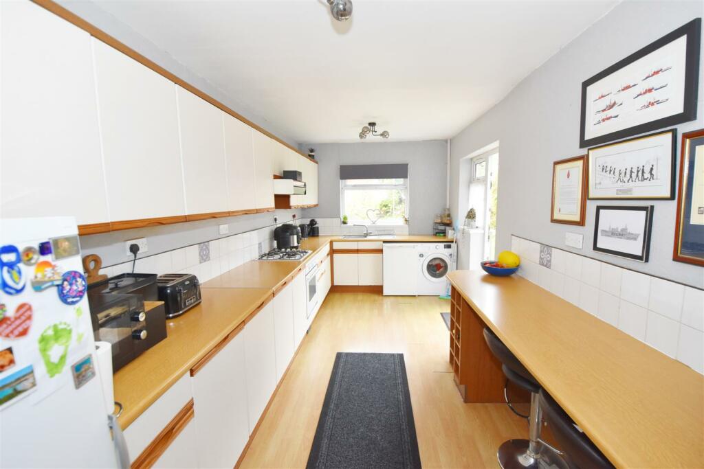 Additional image 30 of Stoneleigh Crescent, Bristol