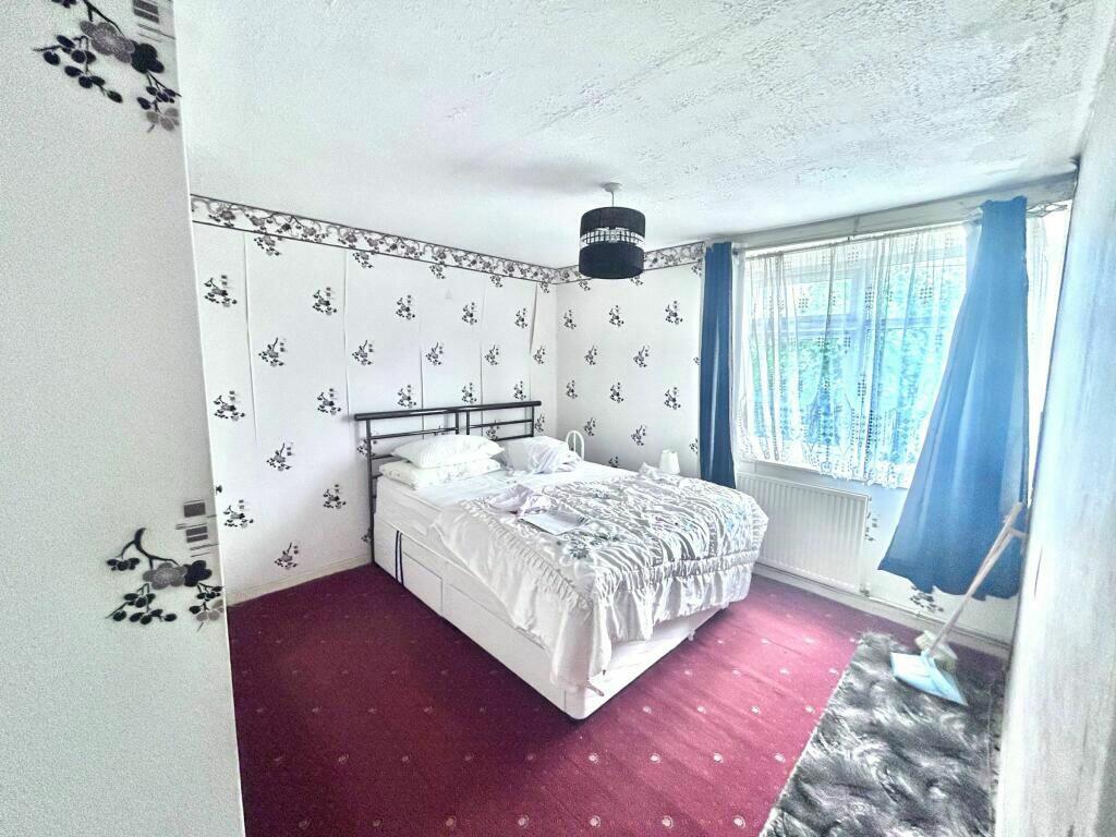 Additional image 7 of South Road, Almondsbury, Bristol, Gloucestershire, BS32 4HU