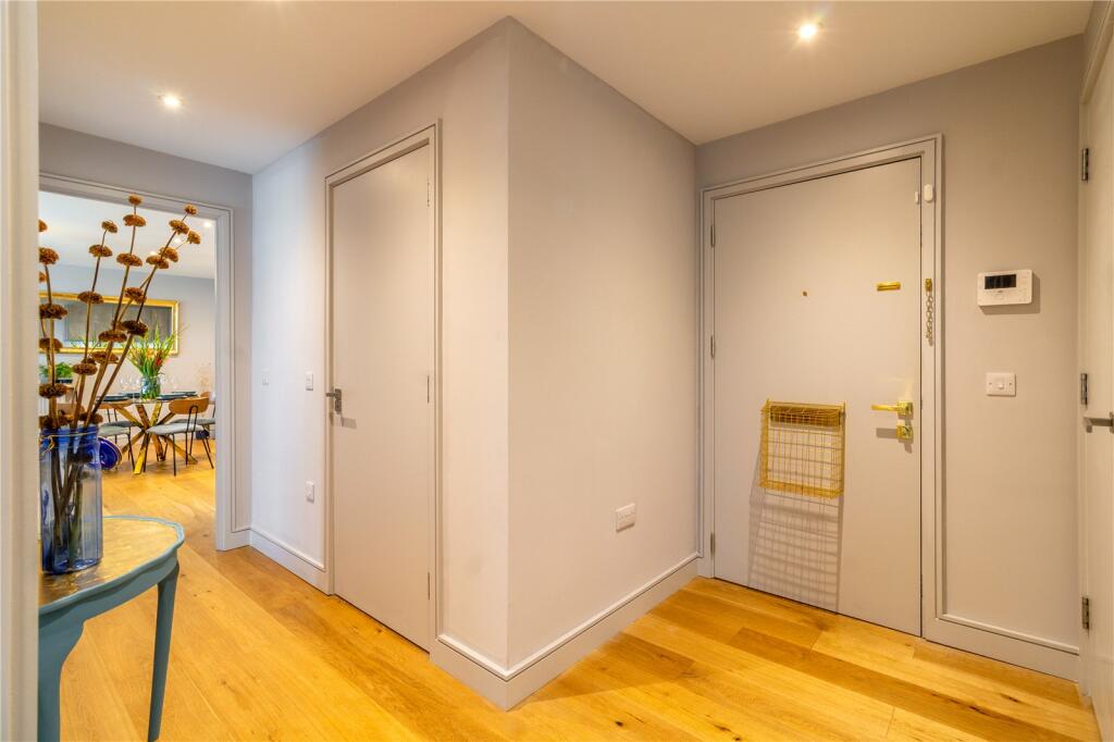 Additional image 13 of Tobacco Store, Bedminster, BRISTOL, BS3