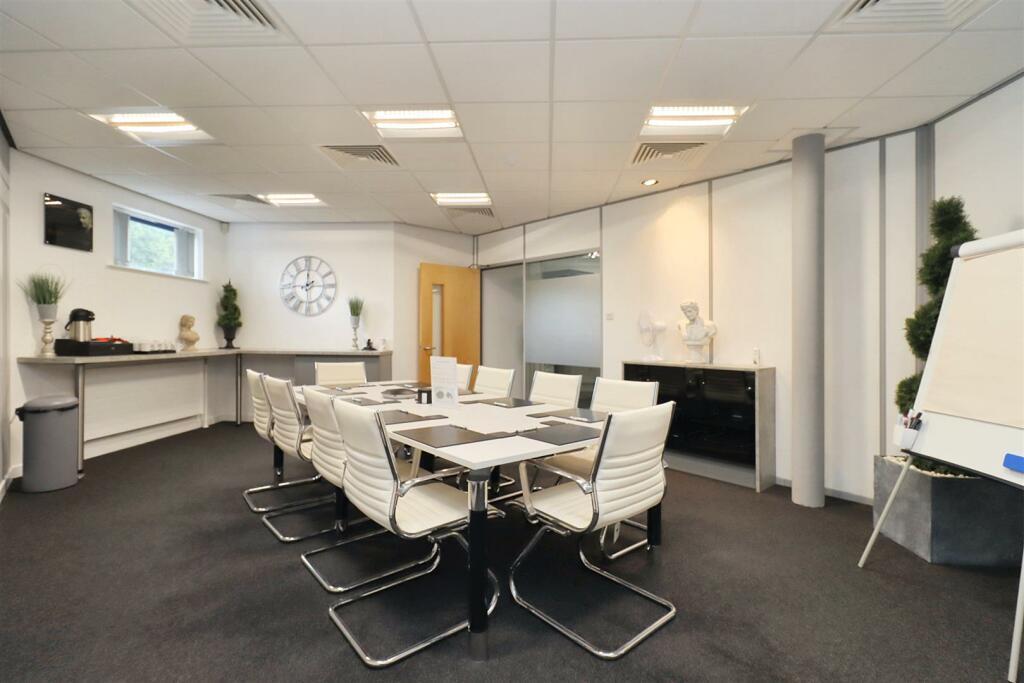 Additional image 7 of Stylish offices in Clevedon Town Centre