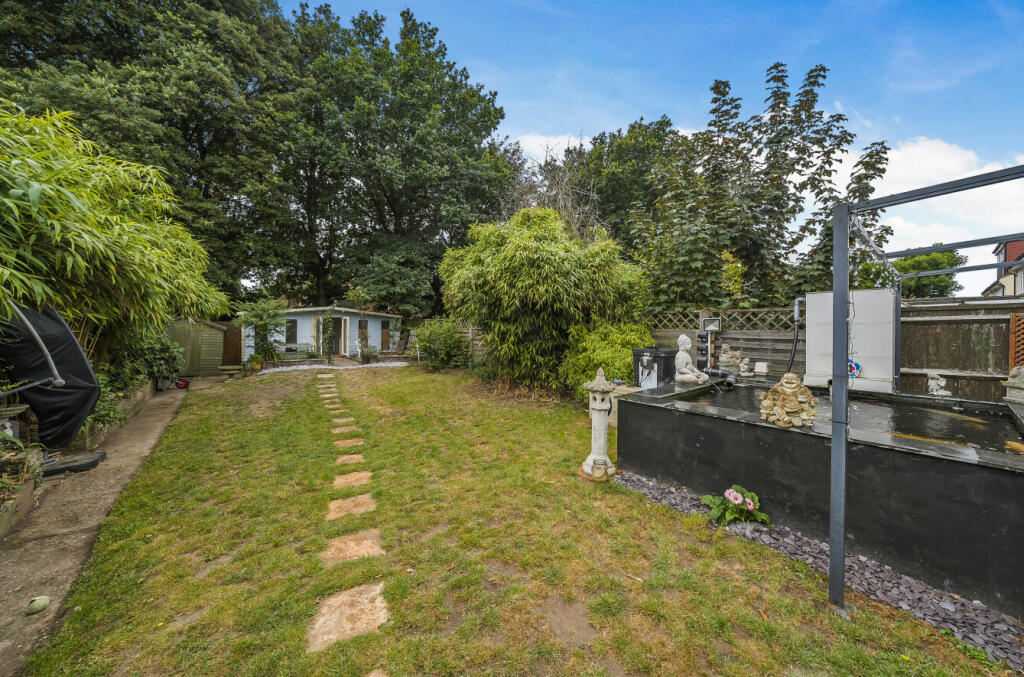 Additional image 16 of Springfield Gardens, Bickley, Bromley, Kent, BR1