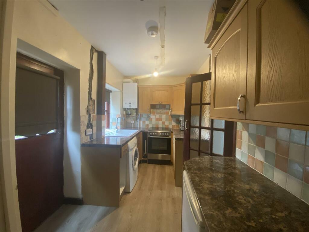 Additional image 3 of Ingrow Lane