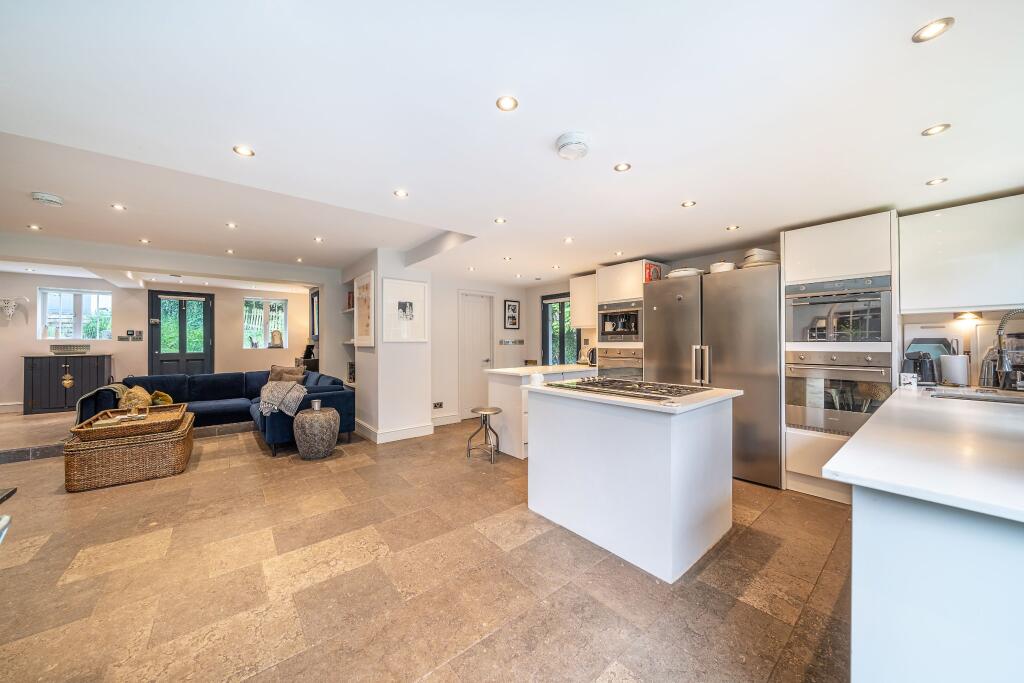 Additional image 23 of Keston