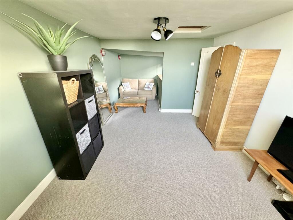 Additional image 26 of Woodhill Road, Portishead