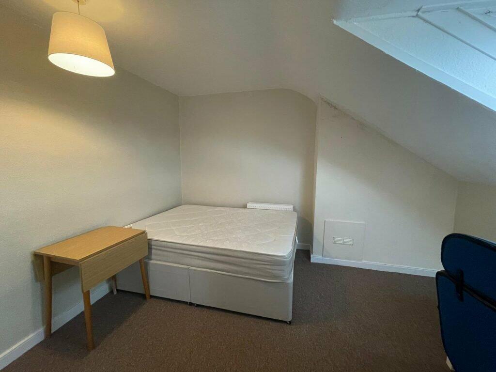 Additional image 8 of Chesterfield Road Top Ref 601