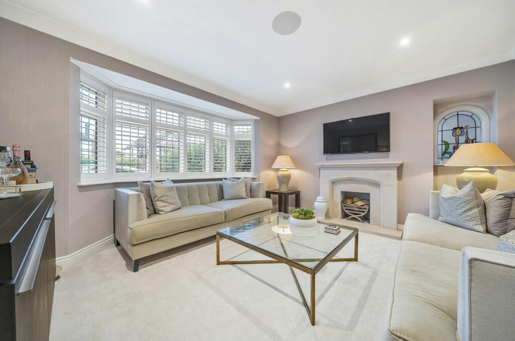 Additional image 44 of Sutherland Avenue, Petts Wood, BR5