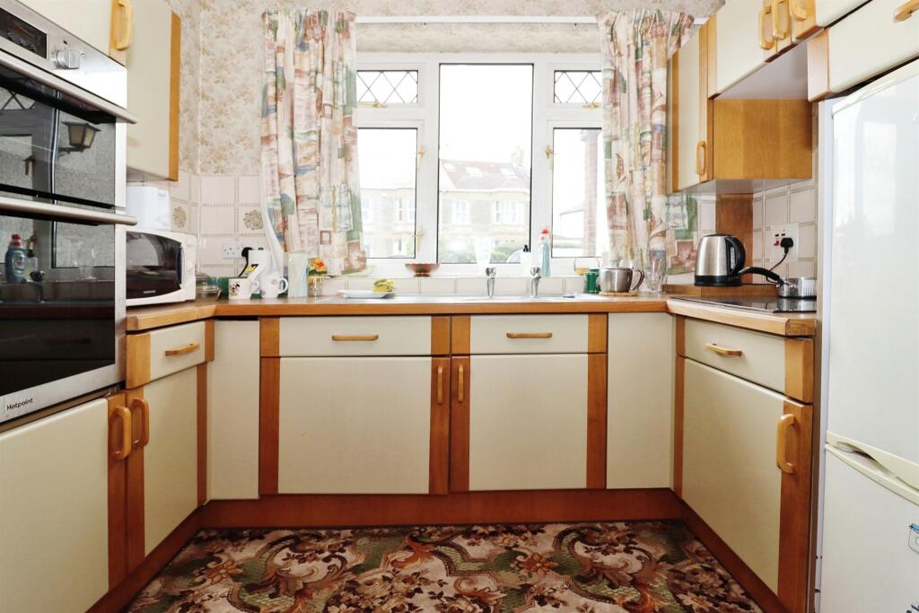 Additional image 8 of North Street, Oldland Common, Bristol