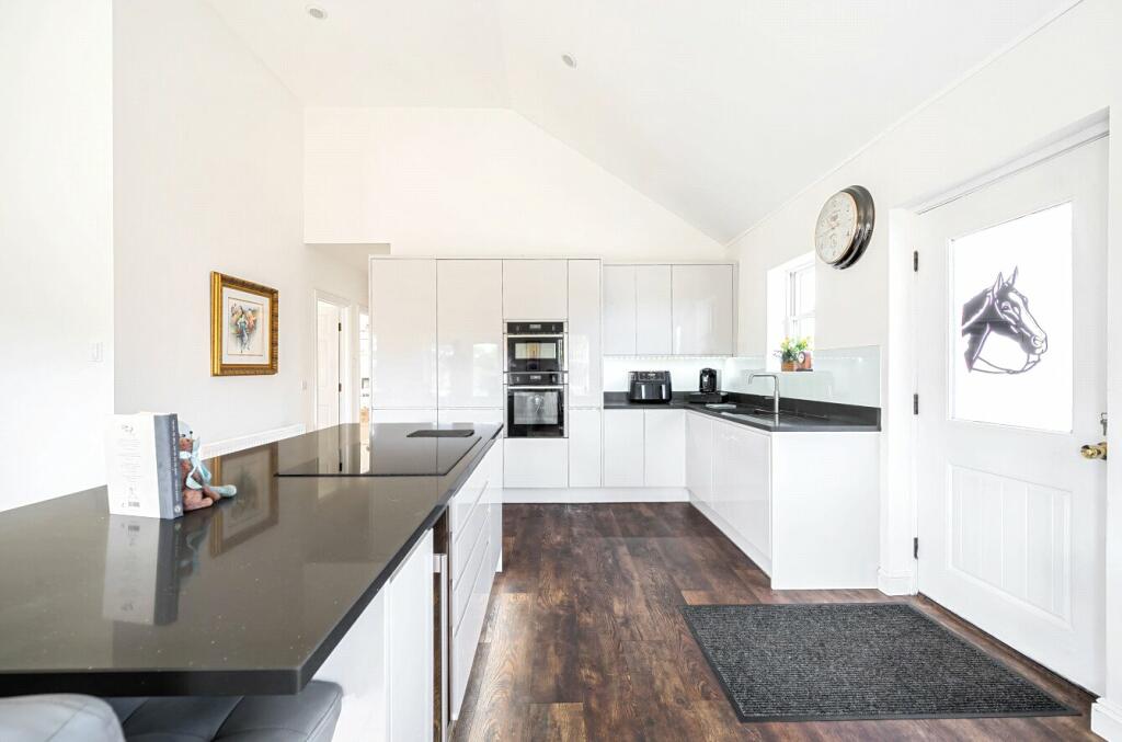 Additional image 20 of Beacon Lane, Winterbourne, Bristol, Gloucestershire, BS36