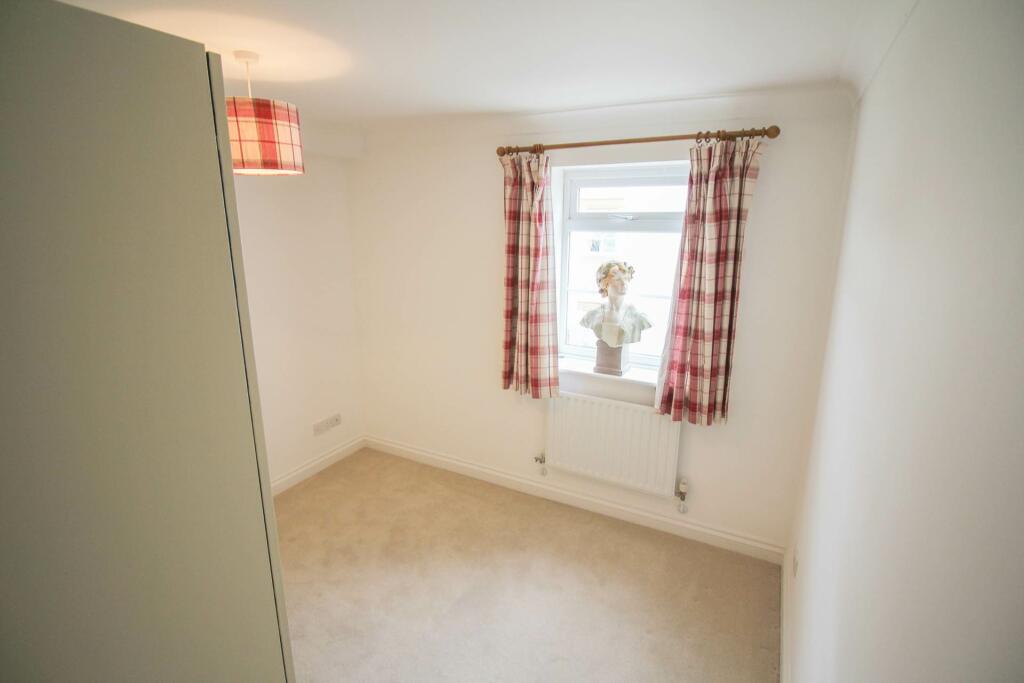 Additional image 17 of Royal Sands-Beach Front Location