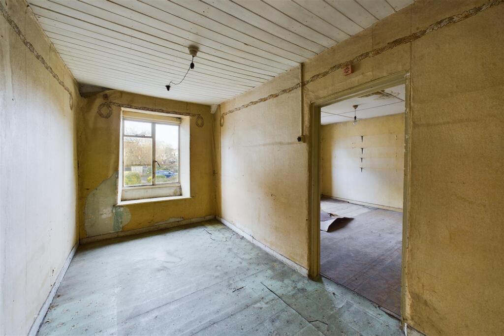 Additional image 39 of HOUSE + COTTAGE | WARMLEY