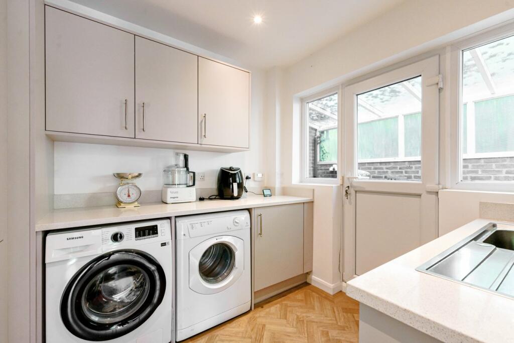 Additional image 27 of Walden Road, Chislehurst, BR7