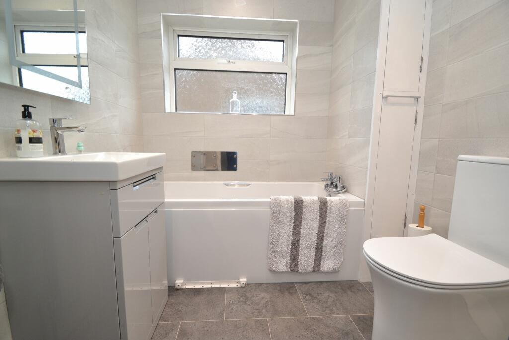 Additional image 16 of Northlea Avenue, Thackley,