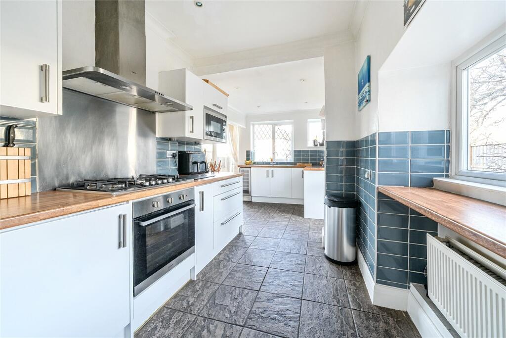 Additional image 12 of Birchwood Avenue, Beckenham