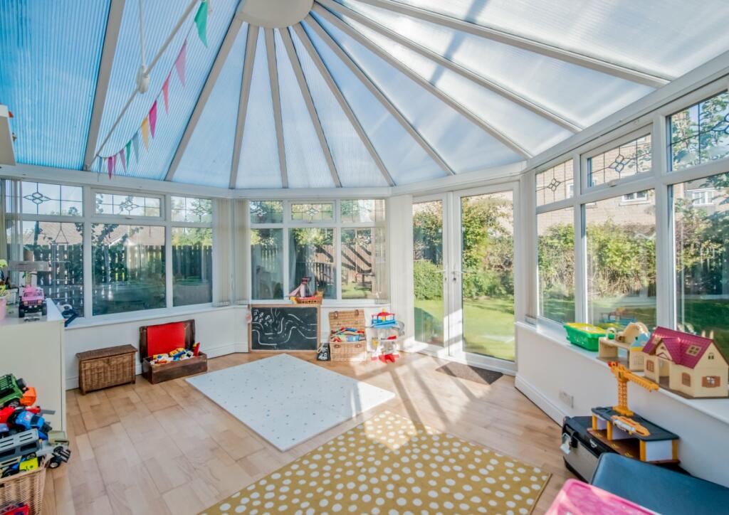 Additional image 8 of Bank View, Birkenshaw, Bradford, West Yorkshire, BD11