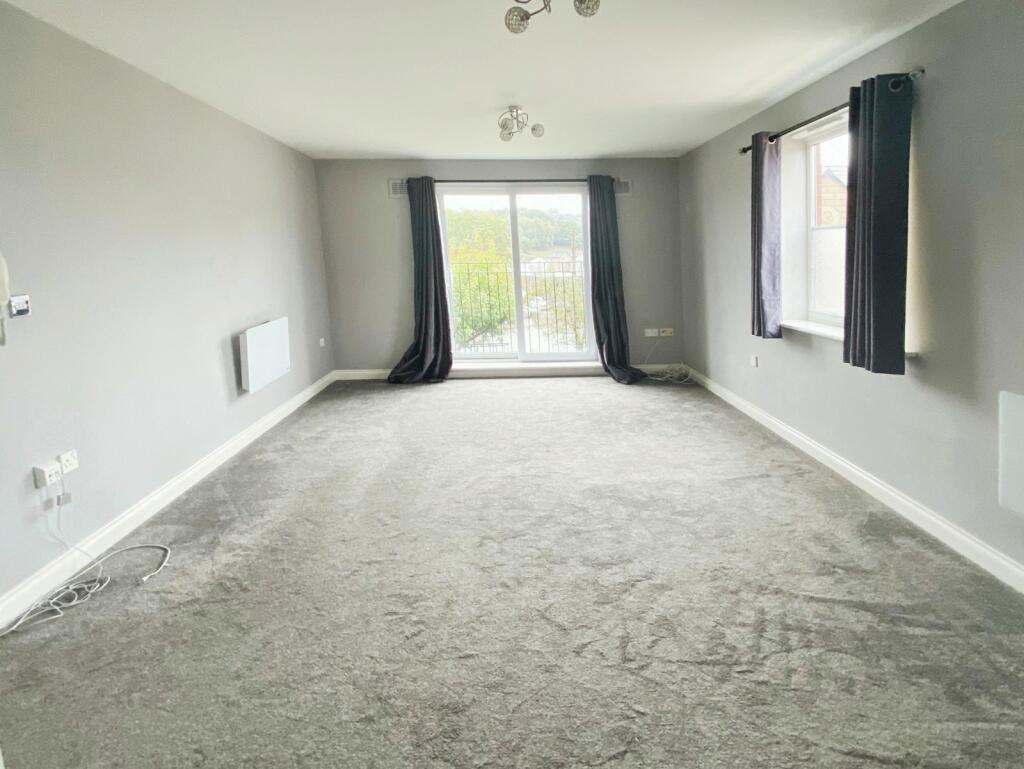 Additional image 5 of Manor Park Road, Cleckheaton, West Yorkshire, BD19