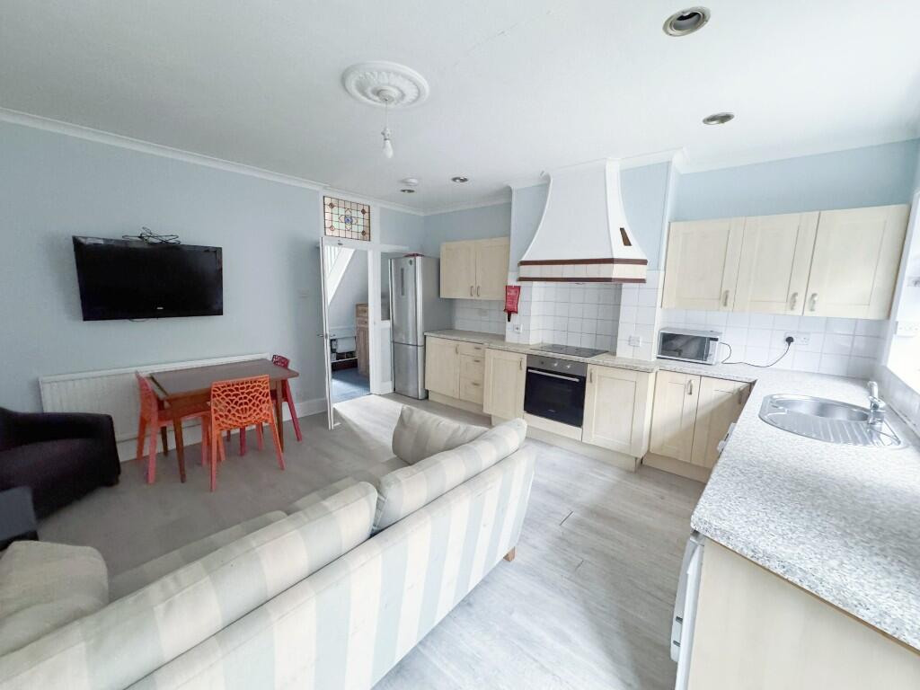 Primary image of Hotwell Road, Bristol, BS8