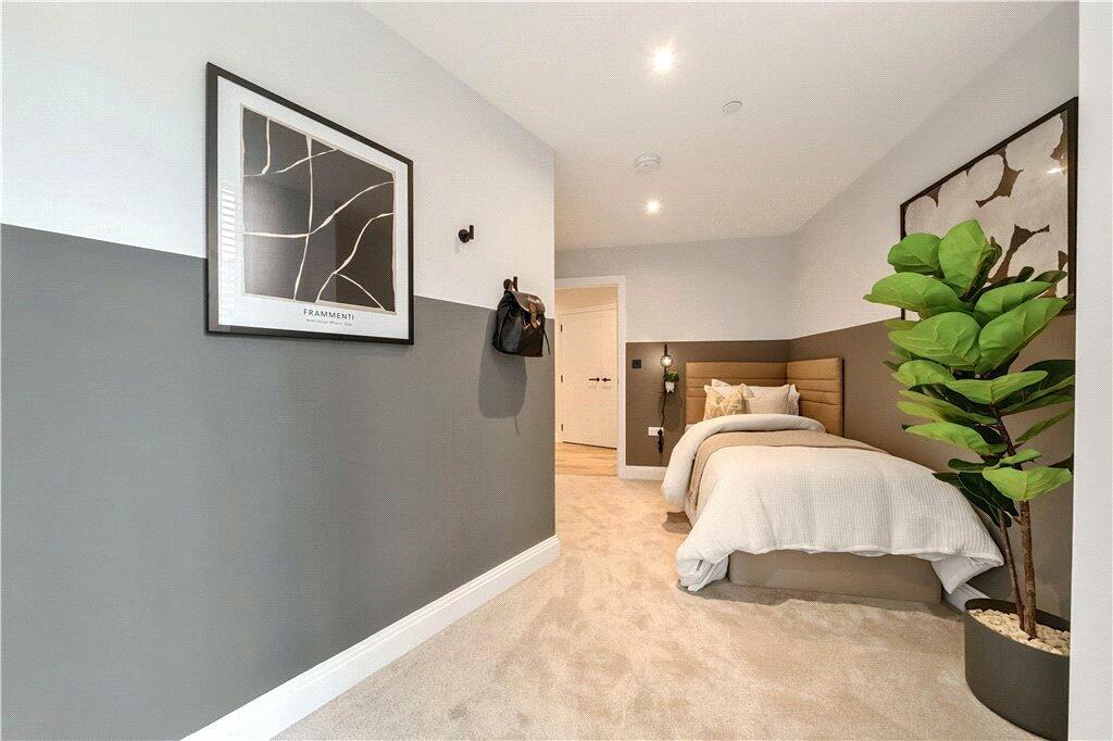 Additional image 10 of Tweedy Road, Bromley