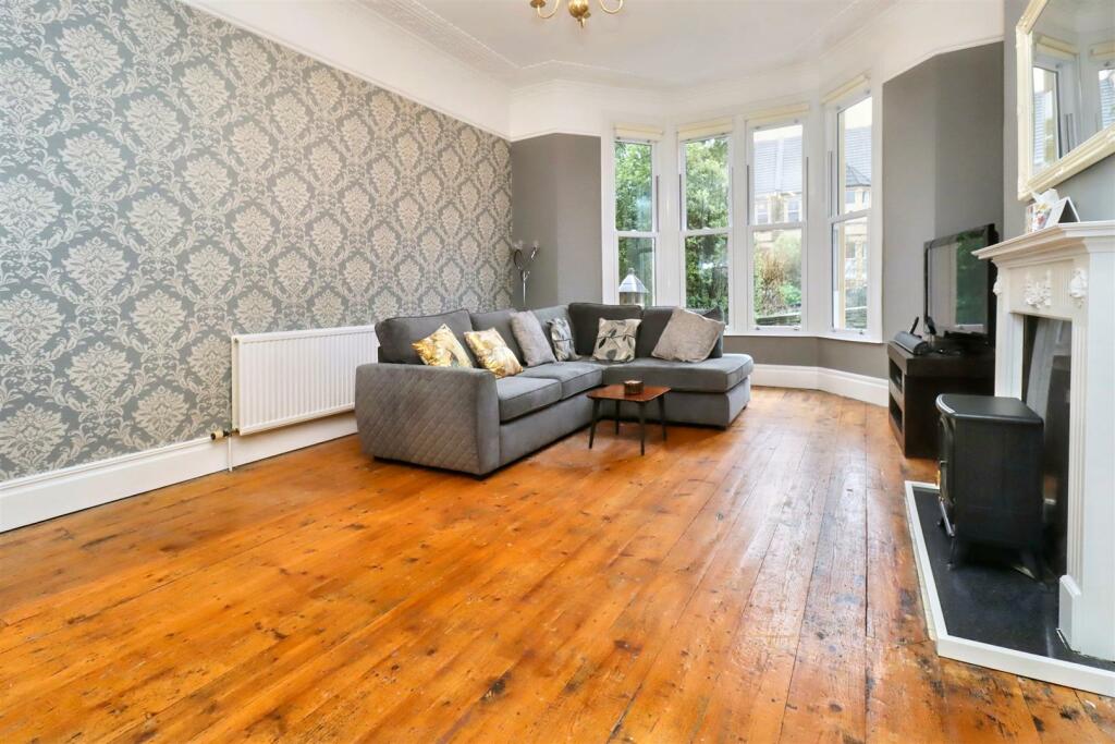 Additional image 8 of Situated between Clevedon Seafront & Town Centre