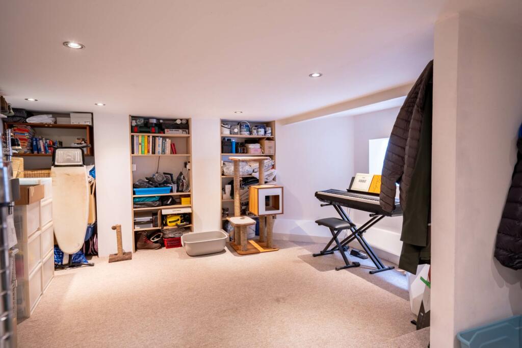 Additional image 15 of De Montfort Road, Lewes