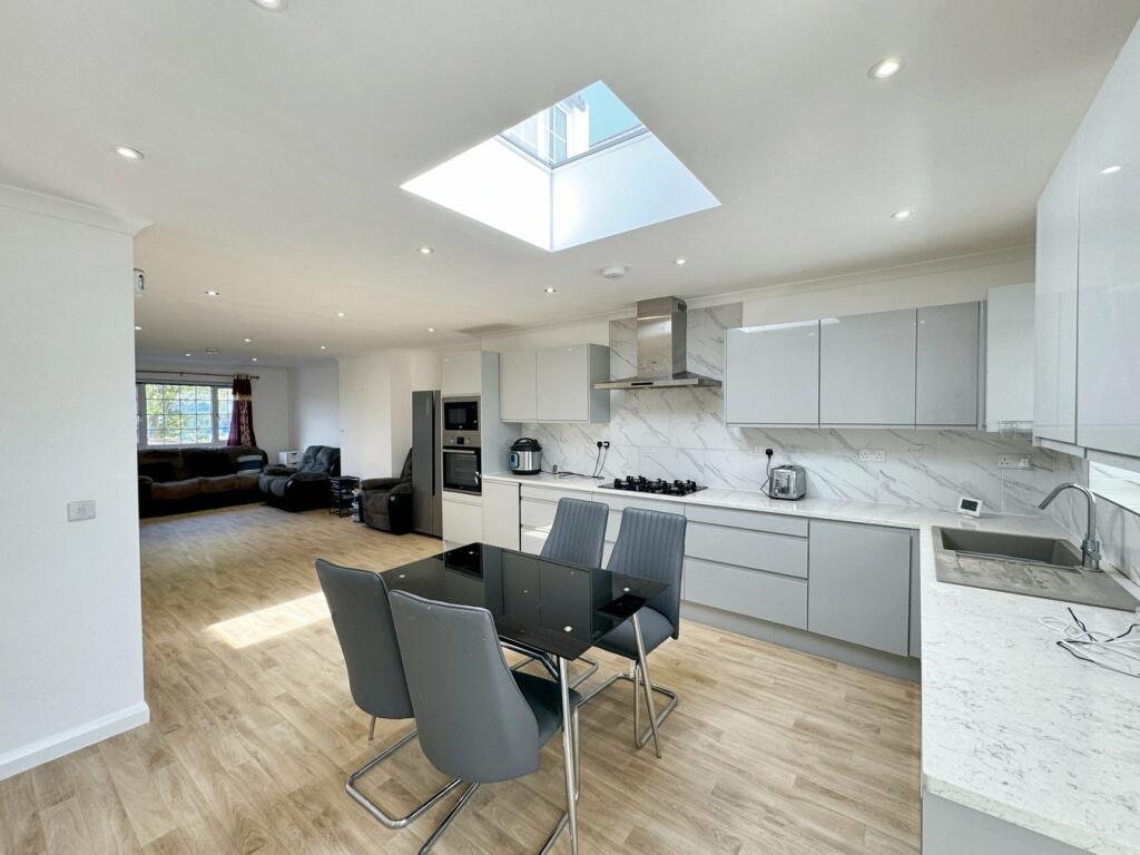 Additional image 5 of St Johns Road, Petts Wood, Orpington, BR5