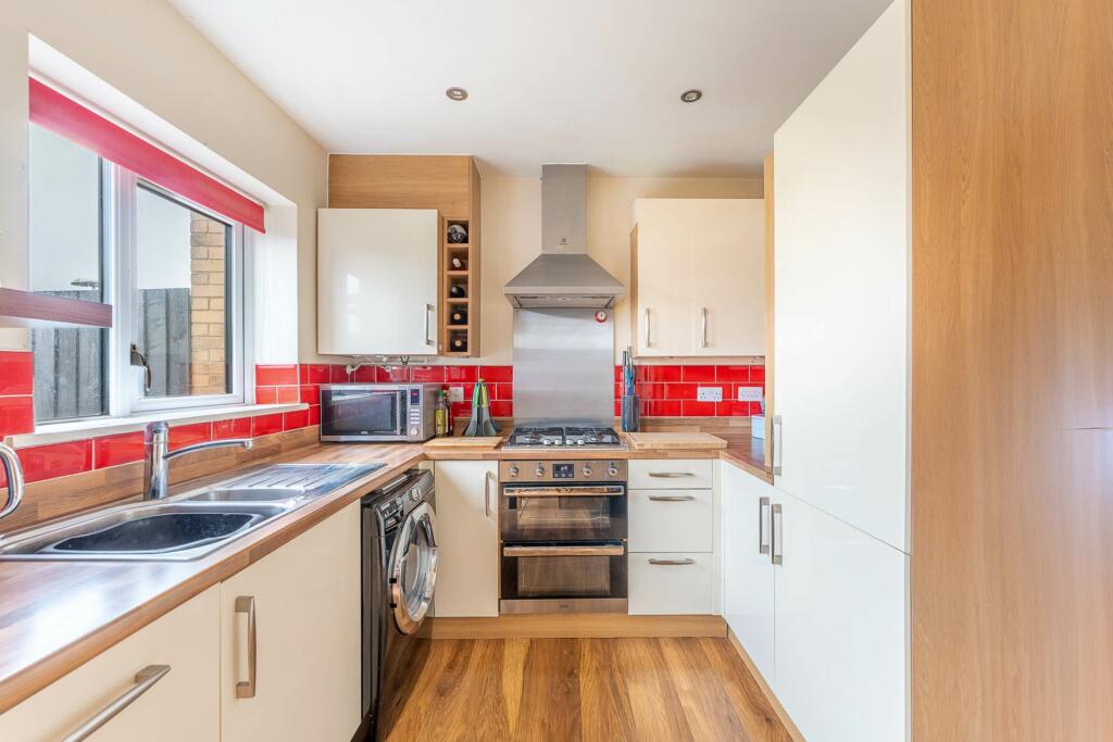 Additional image 6 of Garland Avenue, Locking Parklands