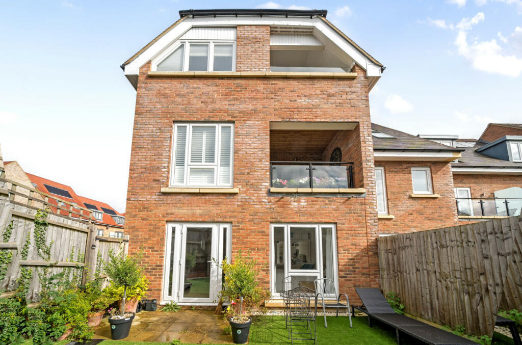 Additional image 16 of Cottonwood Close, Farnborough, Orpington, Kent, BR6