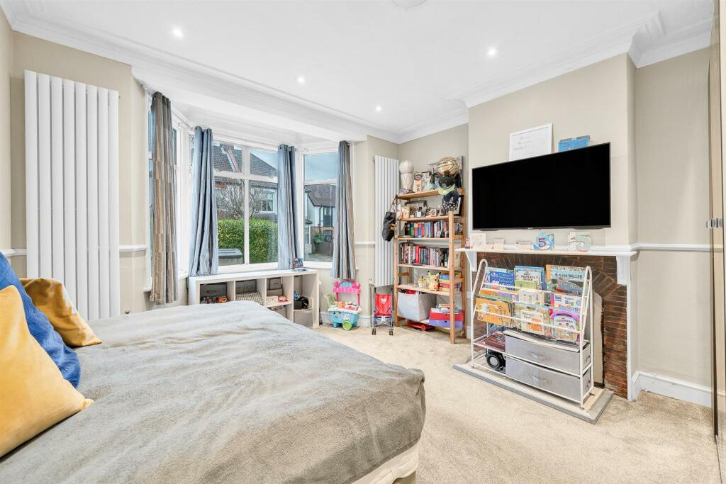 Additional image 9 of Gilbert Road, Bromley, BR1