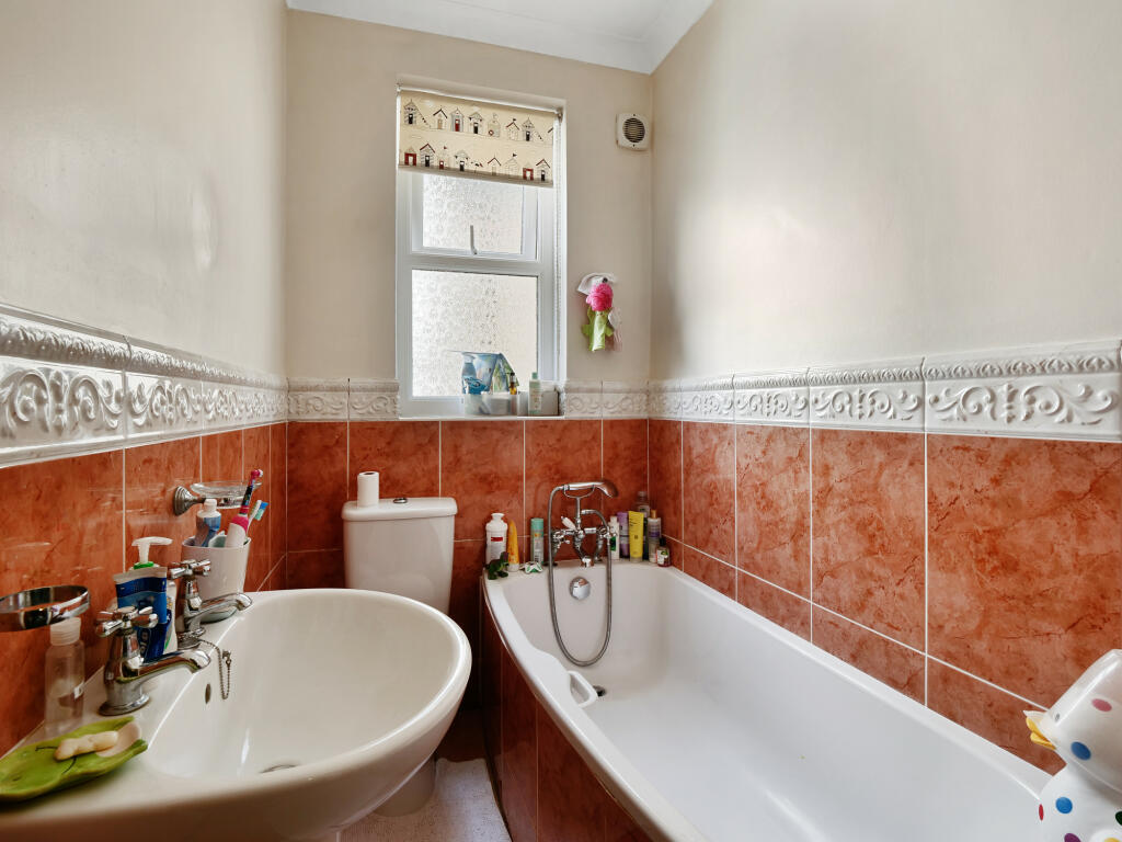 Additional image 16 of Ravensbourne Road, Bromley