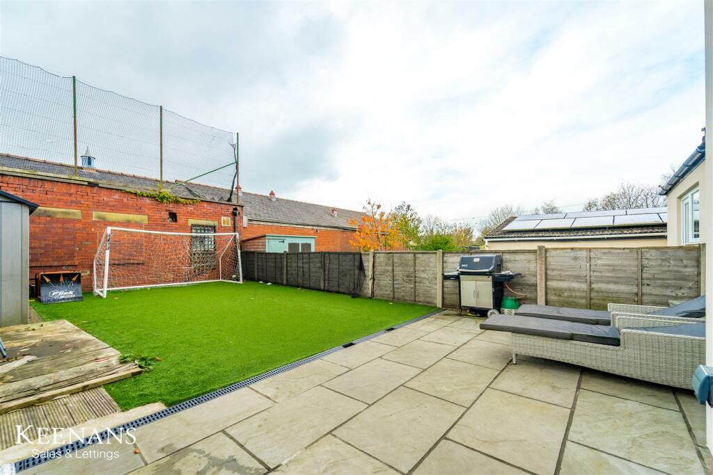 Additional image 12 of Warwick Drive, Clitheroe