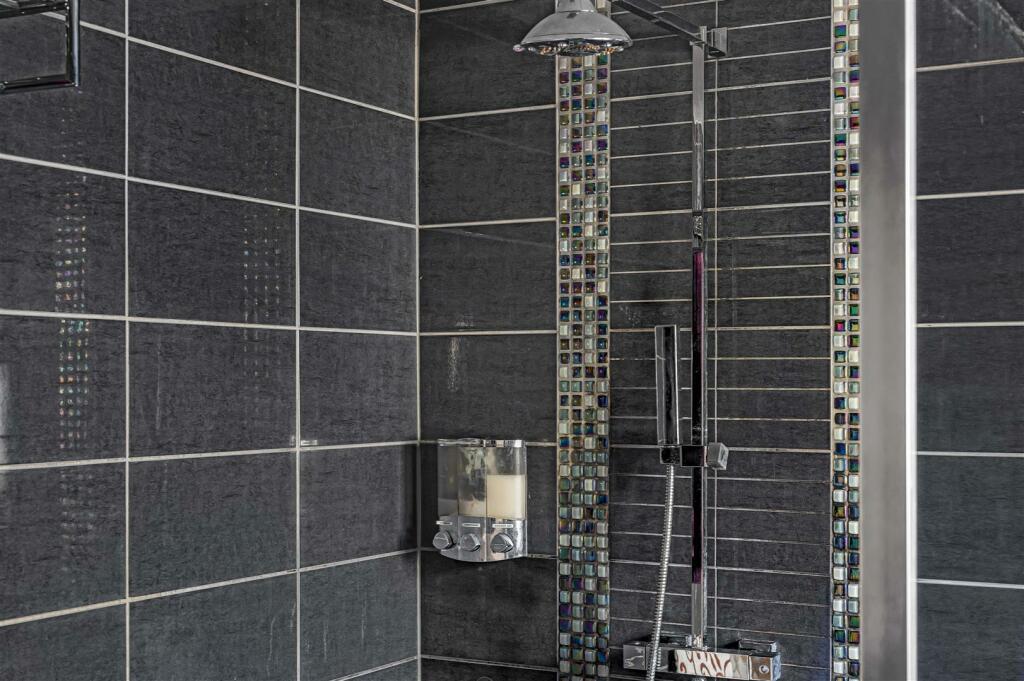 Additional image 47 of Beresford Road, Newhaven