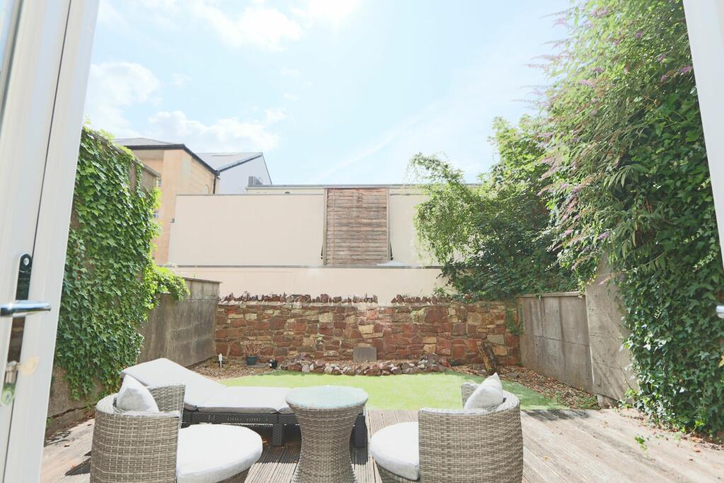 Additional image 3 of Basement Flat,  Meridian Place, Bristol