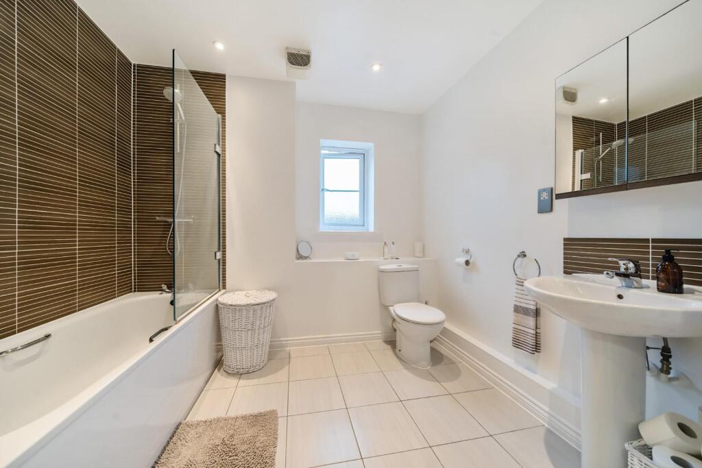 Additional image 15 of Waratah Drive, Chislehurst