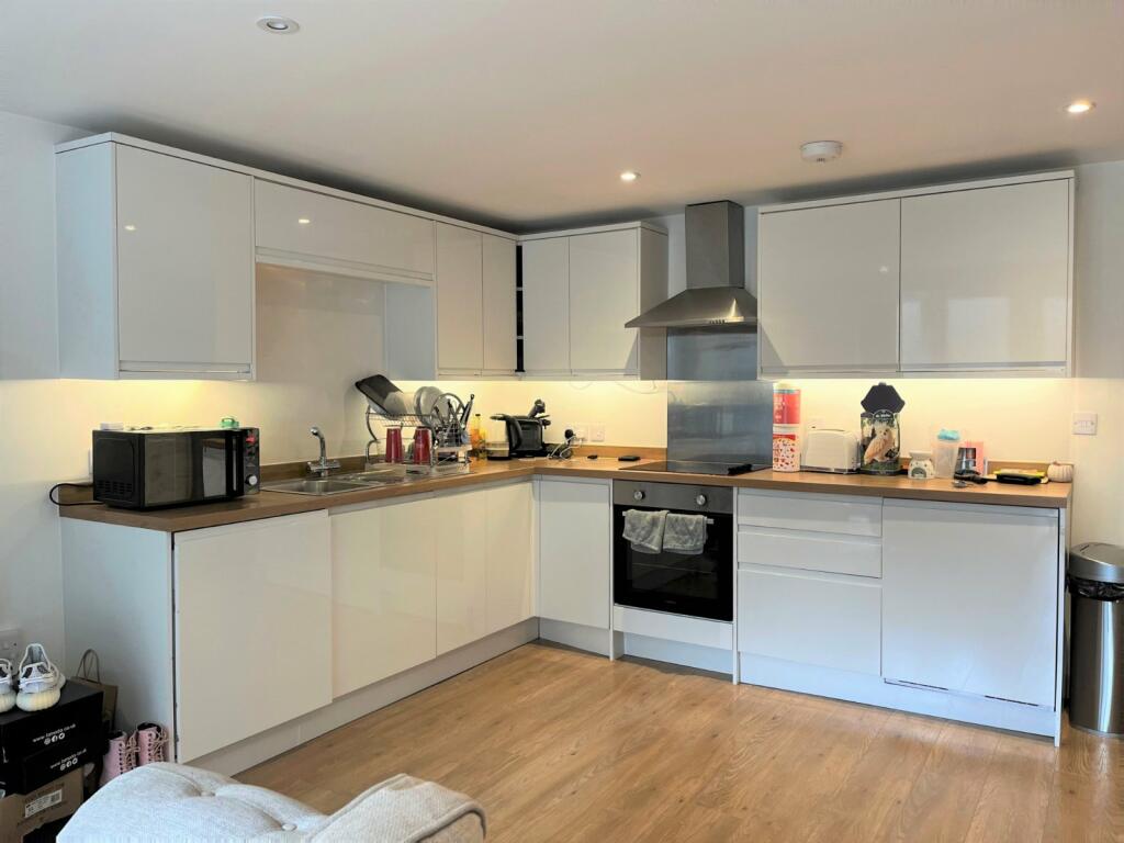 Additional image 3 of High Street, Nailsea, North Somerset, BS48