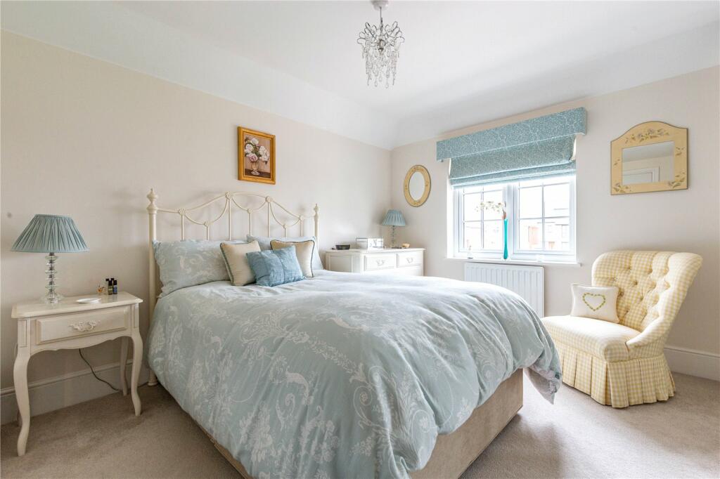 Additional image 10 of Deane Close, Frenchay, Bristol, Gloucestershire, BS16