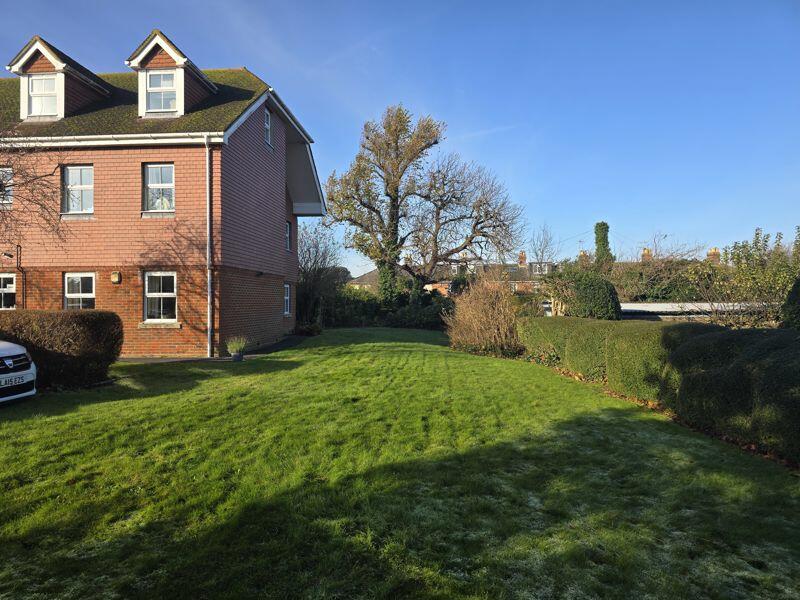 Additional image 13 of Swallowmead, College Hill, Steyning