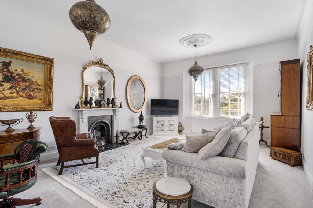 Additional image 5 of Upper Belgrave Road, Clifton, Bristol, BS8 2XQ